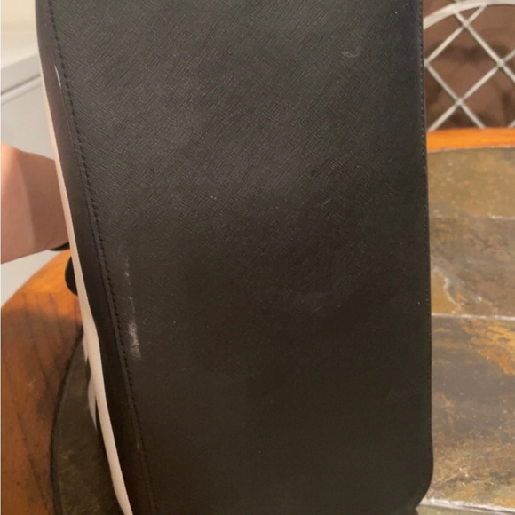 MK Tote - Picture 2 of 6